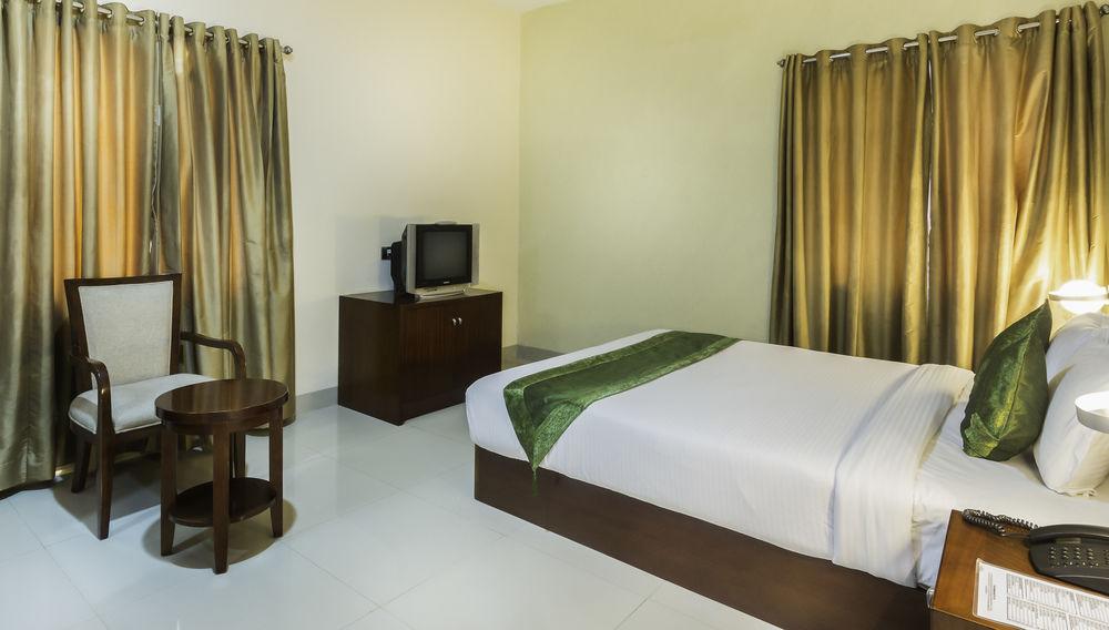 Oyo Townhouse 9 Hitech City Hyderabad Ngoại thất bức ảnh