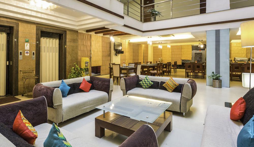 Oyo Townhouse 9 Hitech City Hyderabad Ngoại thất bức ảnh