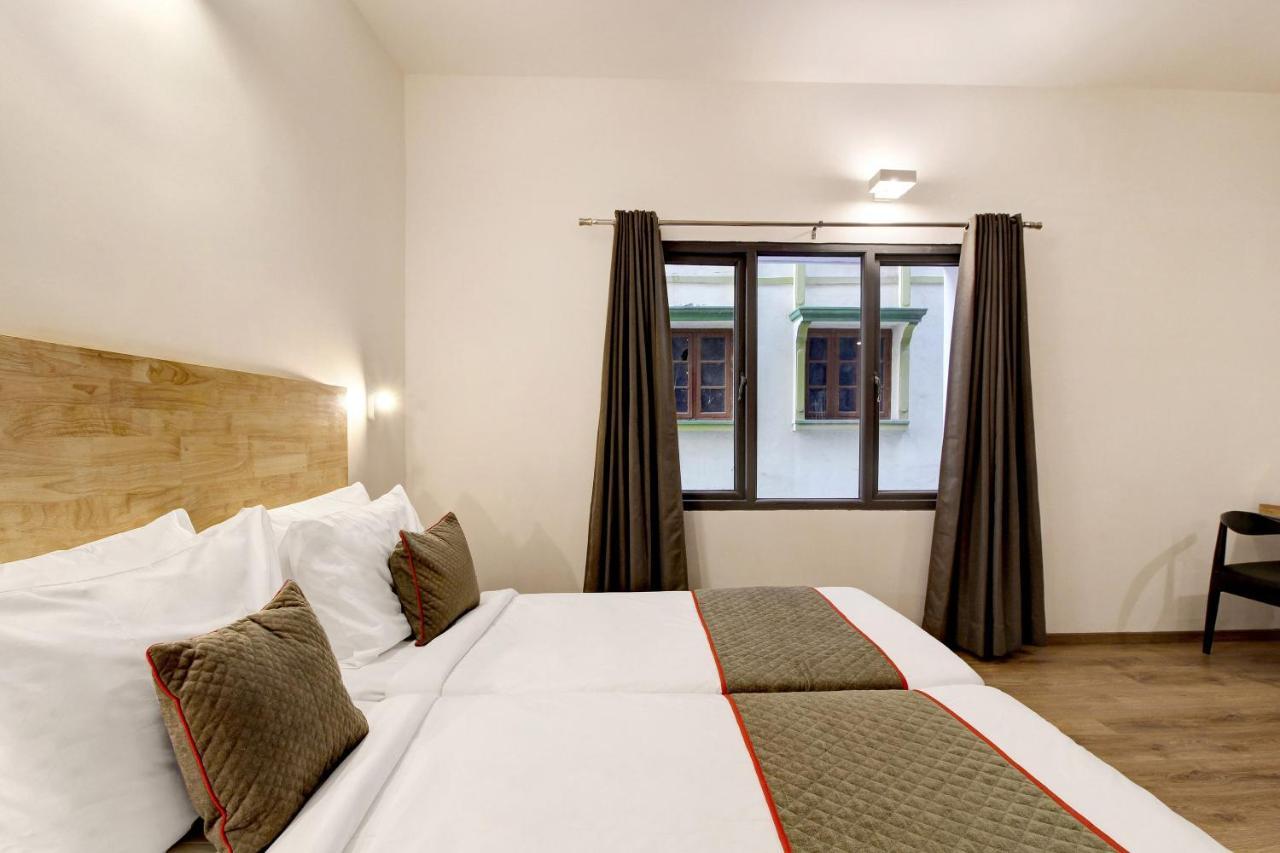 Oyo Townhouse 9 Hitech City Hyderabad Ngoại thất bức ảnh