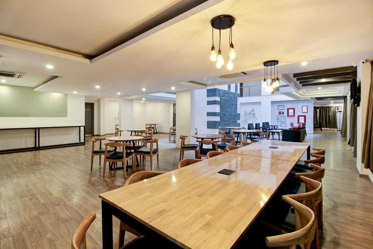 Oyo Townhouse 9 Hitech City Hyderabad Ngoại thất bức ảnh