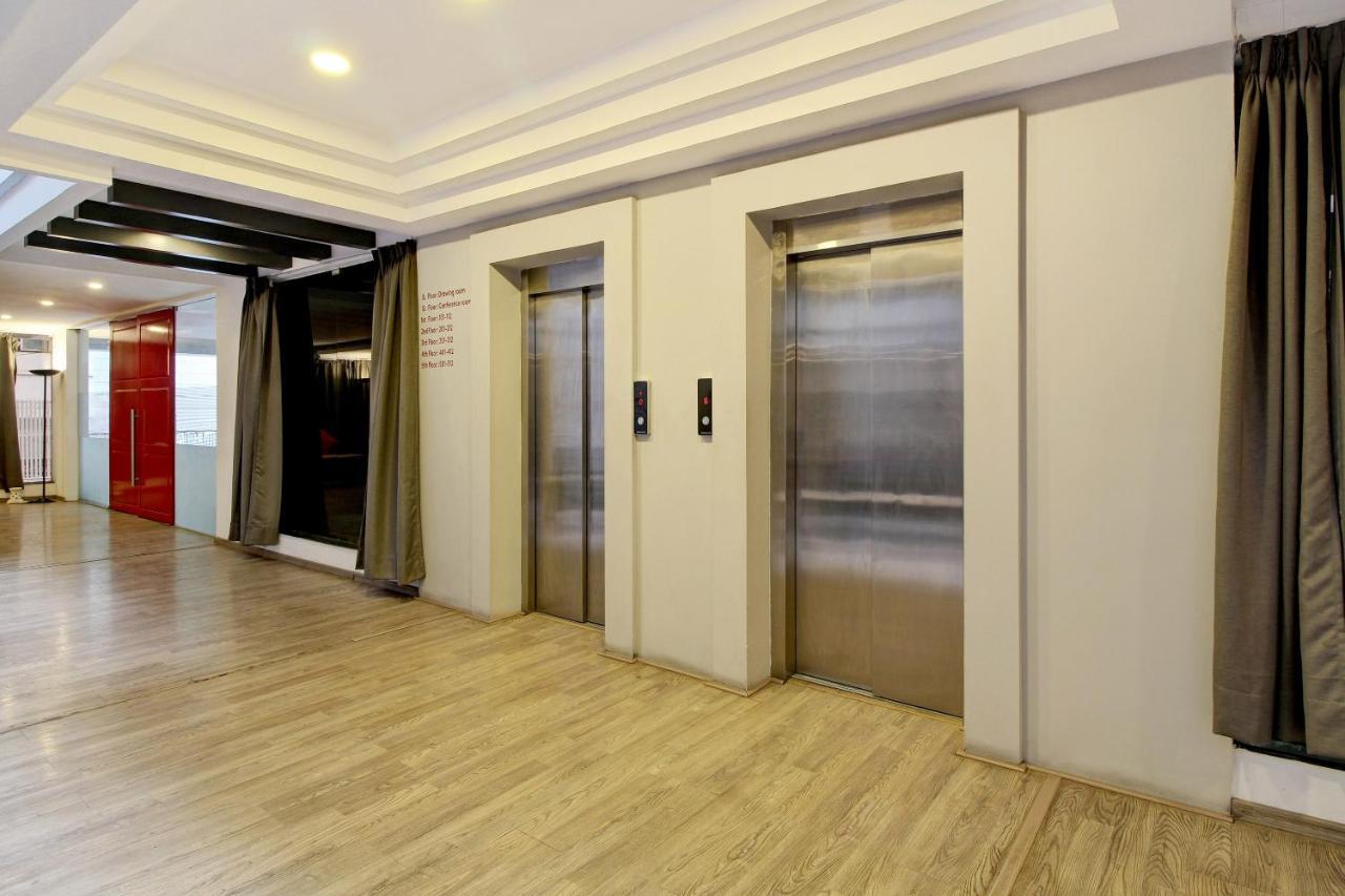Oyo Townhouse 9 Hitech City Hyderabad Ngoại thất bức ảnh
