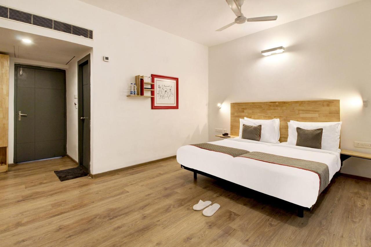 Oyo Townhouse 9 Hitech City Hyderabad Ngoại thất bức ảnh