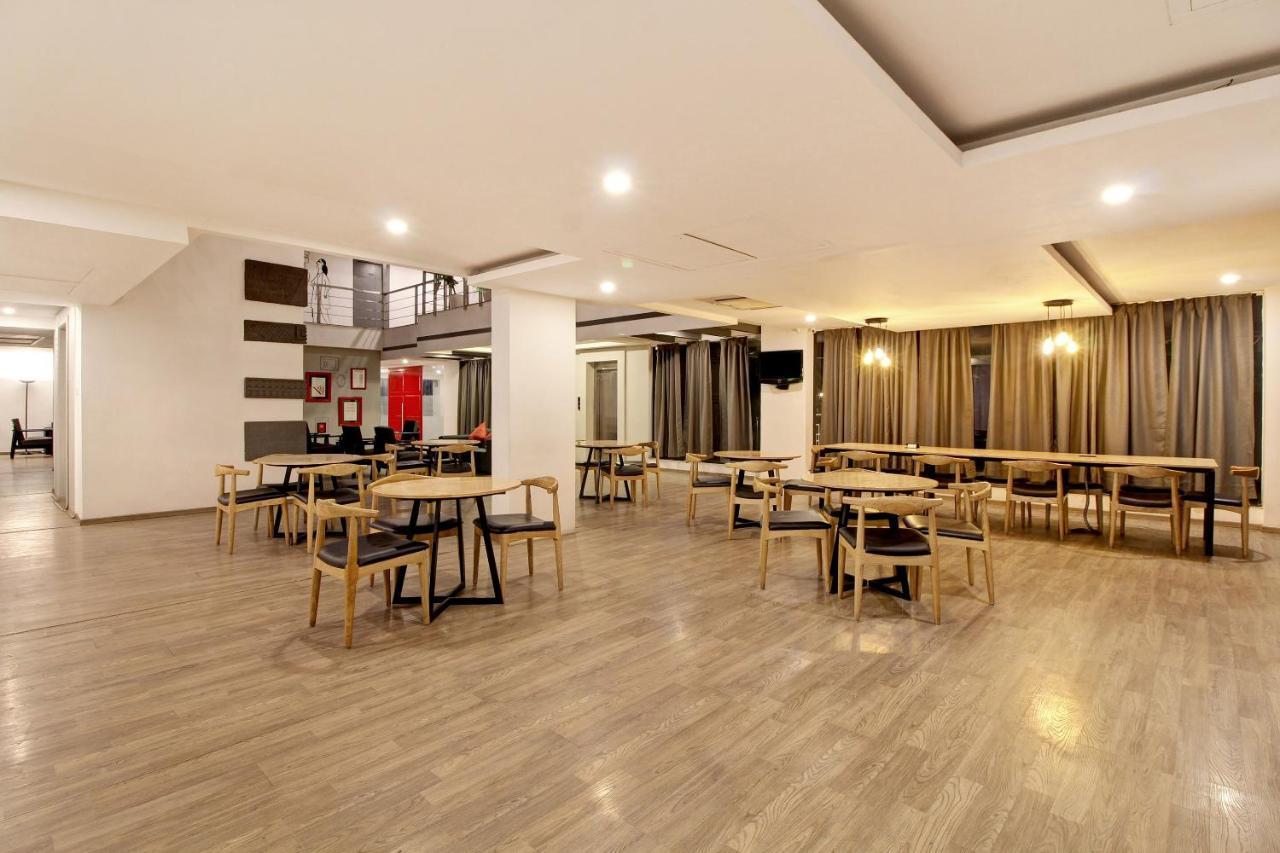 Oyo Townhouse 9 Hitech City Hyderabad Ngoại thất bức ảnh