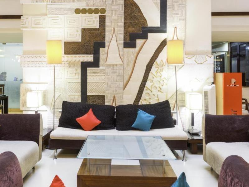 Oyo Townhouse 9 Hitech City Hyderabad Ngoại thất bức ảnh